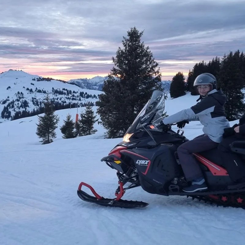 Aventure en motoneige